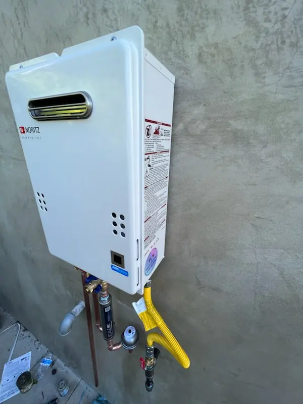 Tankless water heater installation for Blue Oaks homes